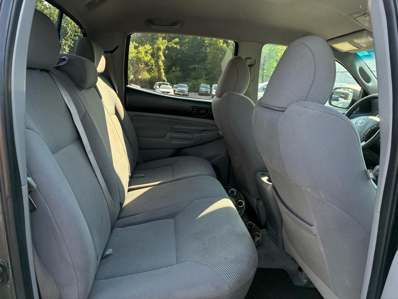 Toyota Tacoma Double Cab V6 4WD 2011