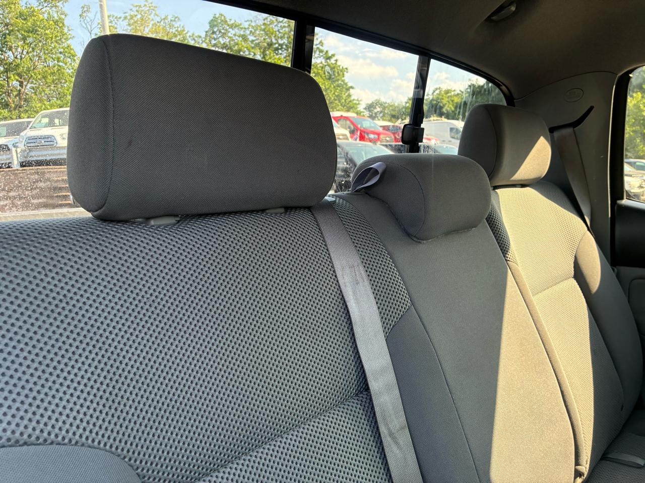 Toyota Tacoma Double Cab V6 4WD 2011