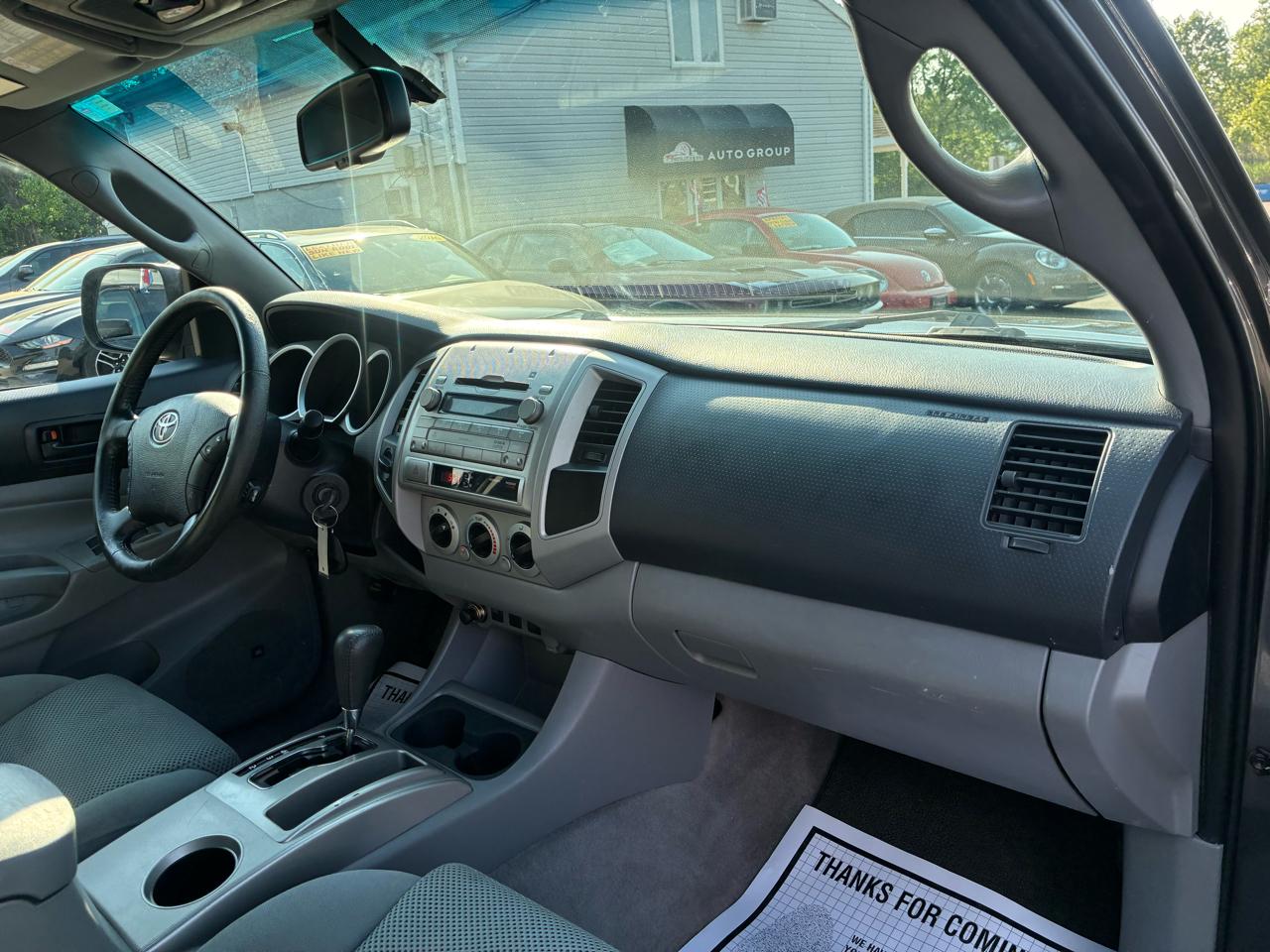 Toyota Tacoma Double Cab V6 4WD 2011