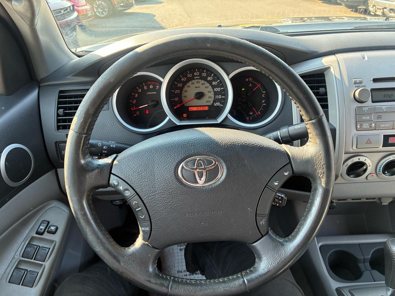 Toyota Tacoma Double Cab V6 4WD 2011