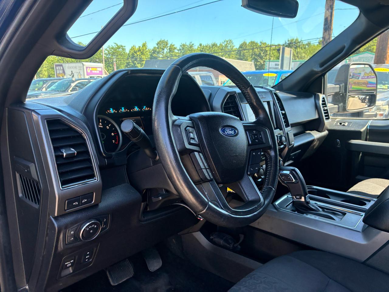 Ford F-150 XLT SuperCrew 6.5-ft Box 4WD 2018