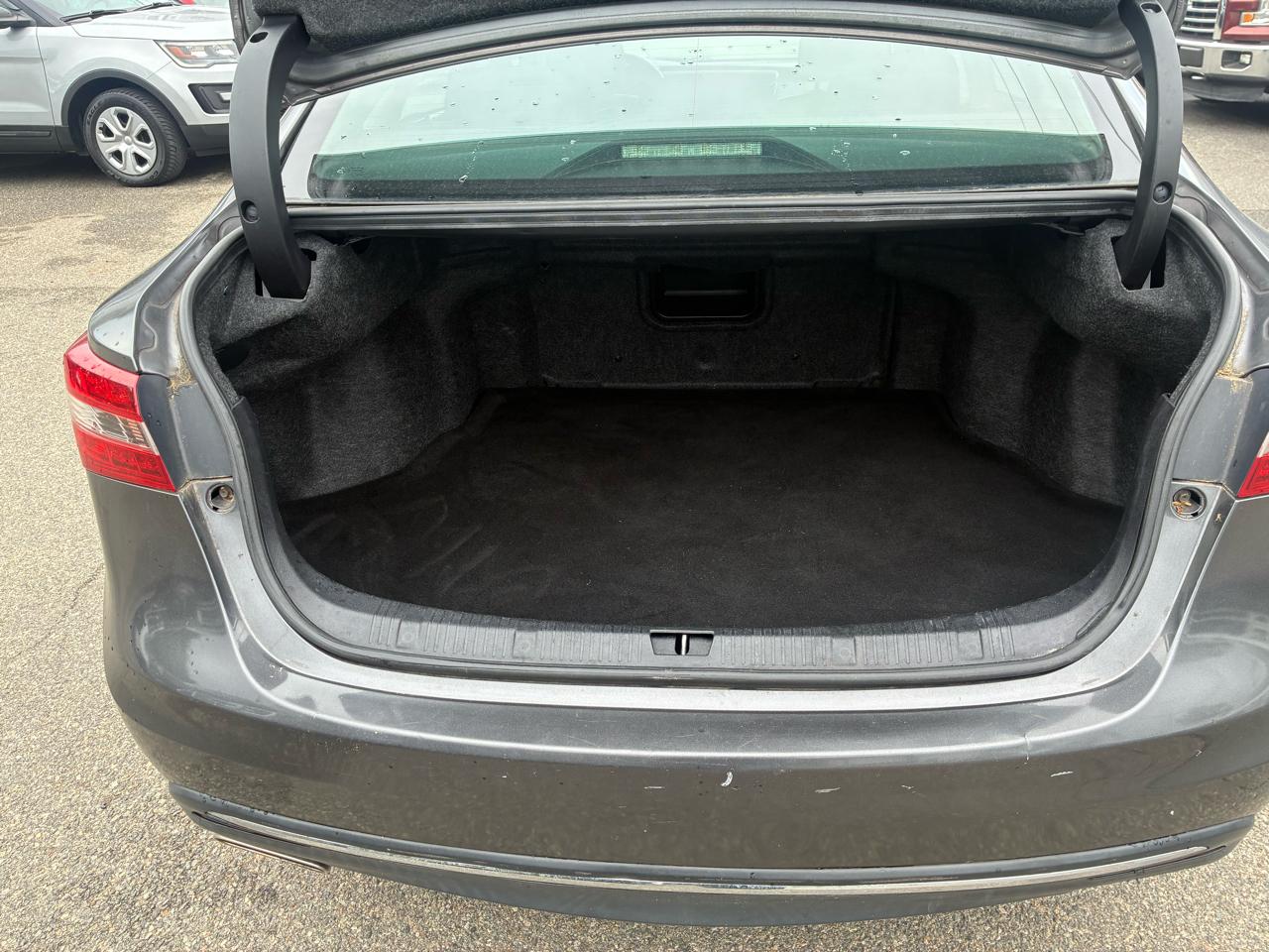Toyota Avalon XLE 2018