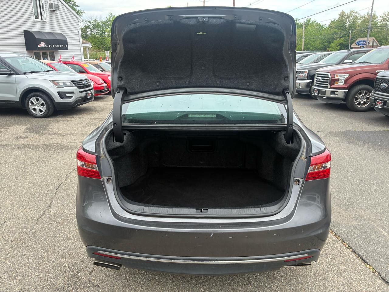 Toyota Avalon XLE 2018
