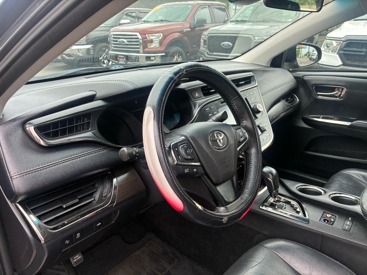Toyota Avalon XLE 2018
