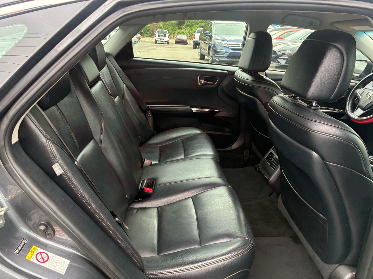Toyota Avalon XLE 2018