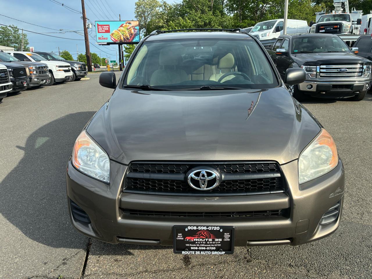 Toyota RAV4 Base I4 4WD 2012