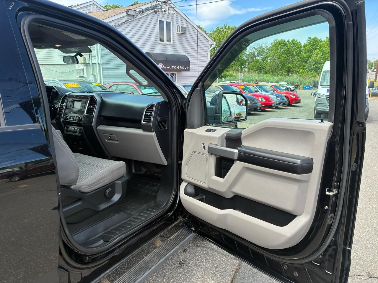 Ford F-150 XLT SuperCrew 5.5-ft. Bed 4WD 2017