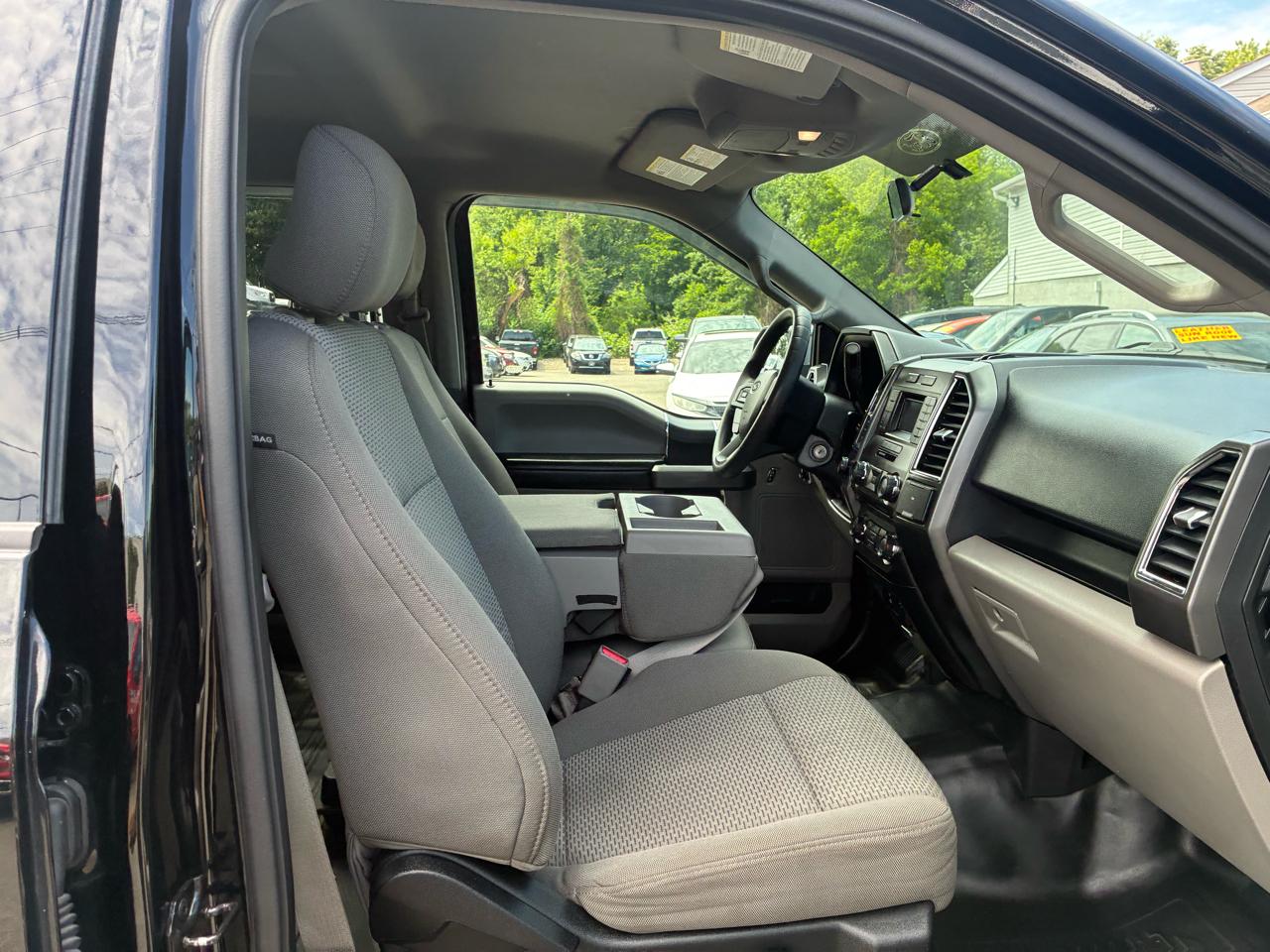 Ford F-150 XLT SuperCrew 5.5-ft. Bed 4WD 2017