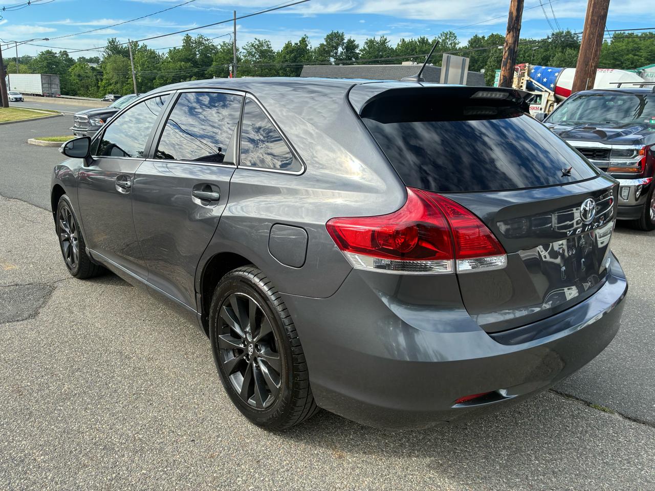 Toyota Venza LE I4 AWD 2014