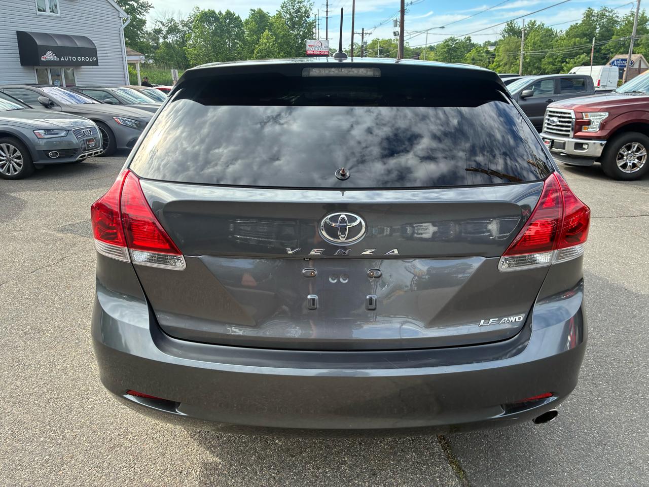 Toyota Venza LE I4 AWD 2014
