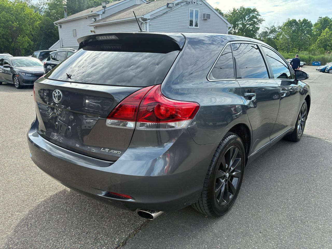 Toyota Venza LE I4 AWD 2014