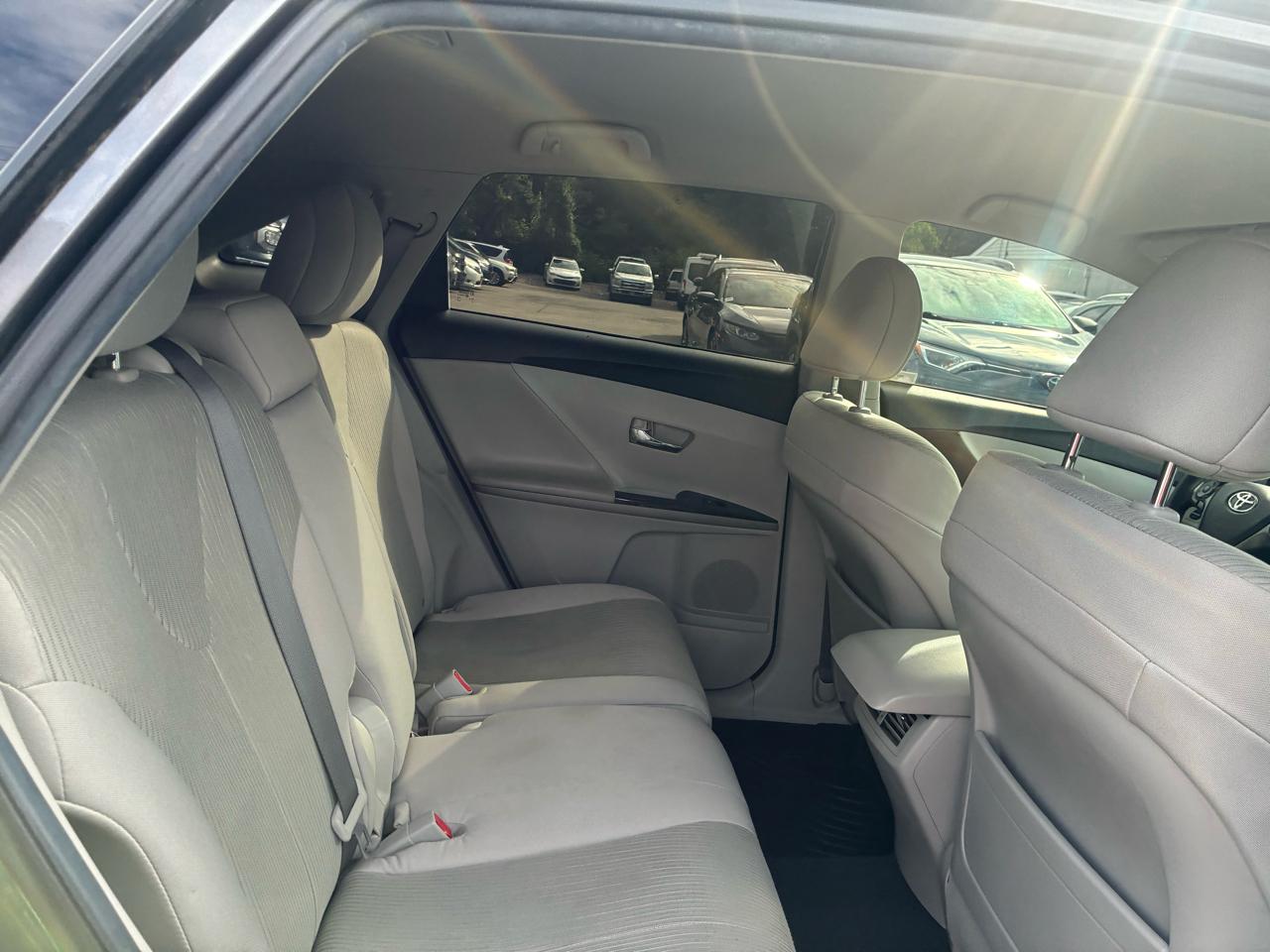 Toyota Venza LE I4 AWD 2014