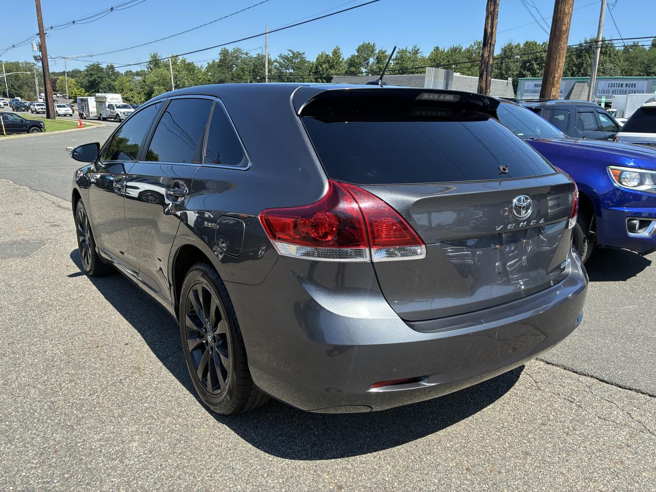 Toyota Venza LE I4 AWD 2014