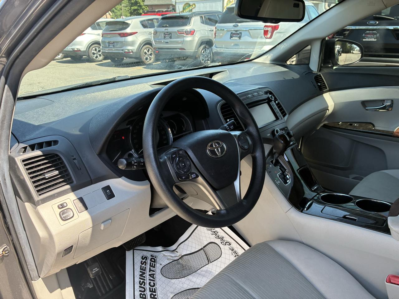 Toyota Venza LE I4 AWD 2014