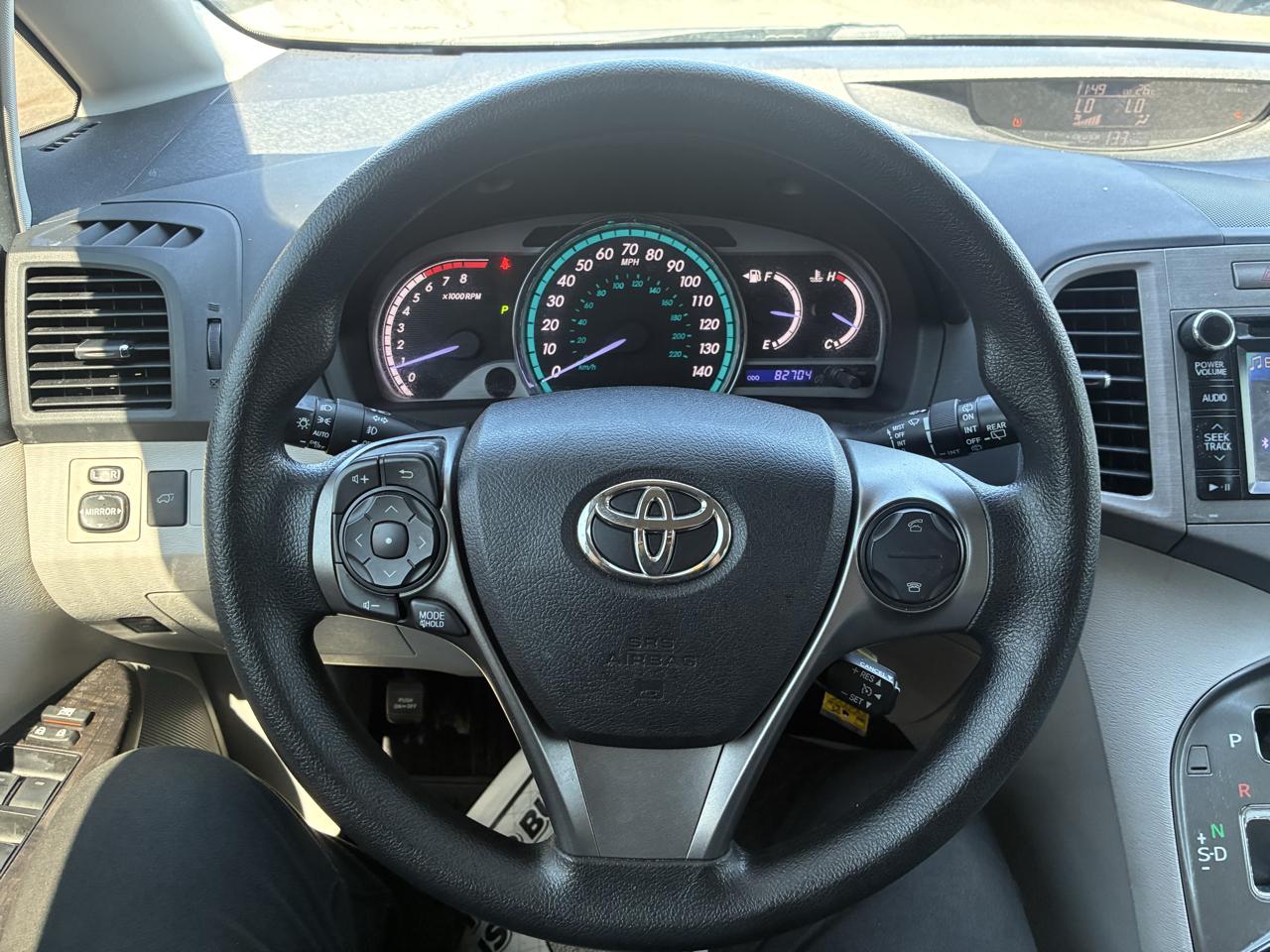 Toyota Venza LE I4 AWD 2014