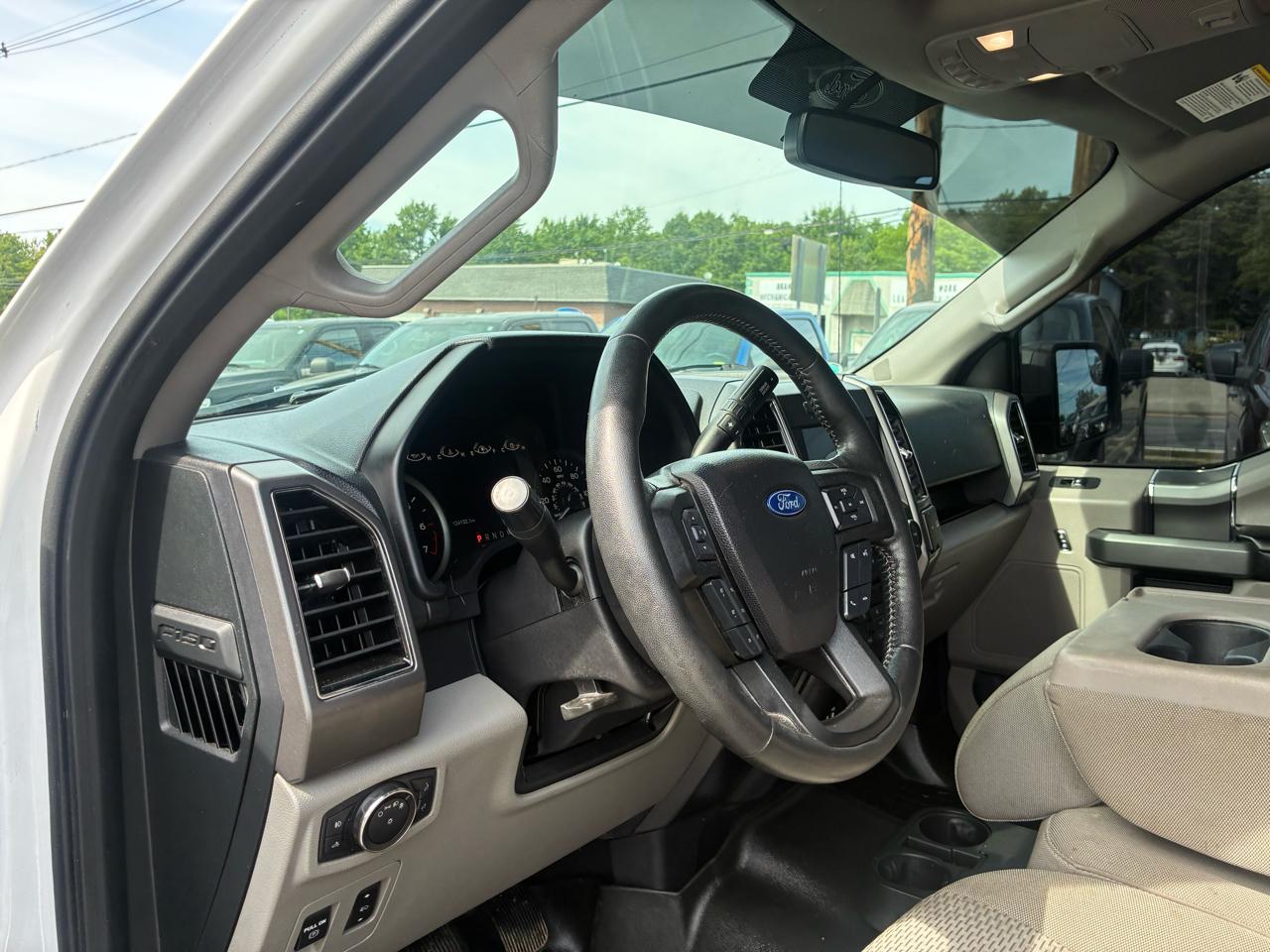 Ford F-150 XLT SuperCrew 5.5-ft. Bed 4WD 2018