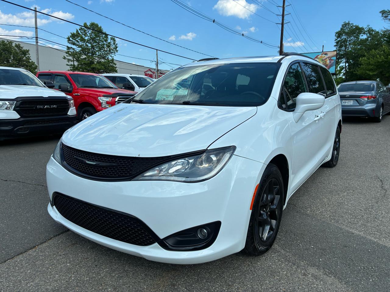 2018 Chrysler Pacifica Touring-L Plus