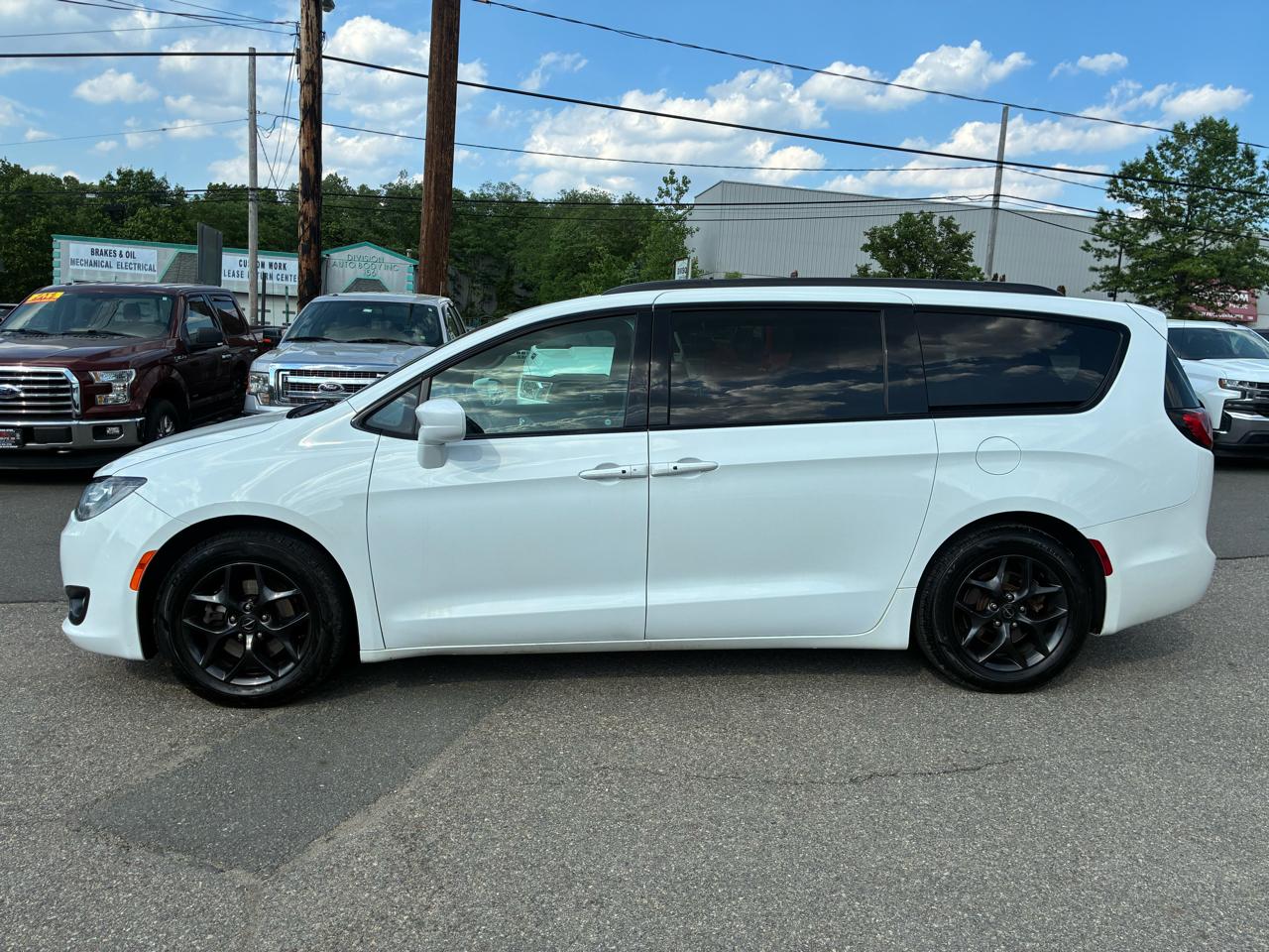 Chrysler Pacifica Touring-L Plus 2018