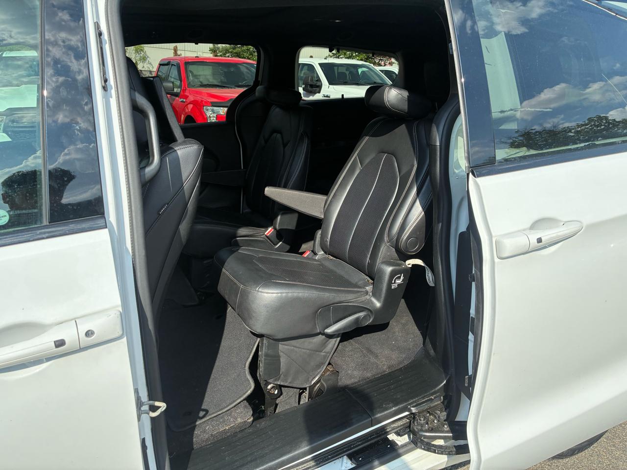 Chrysler Pacifica Touring-L Plus 2018