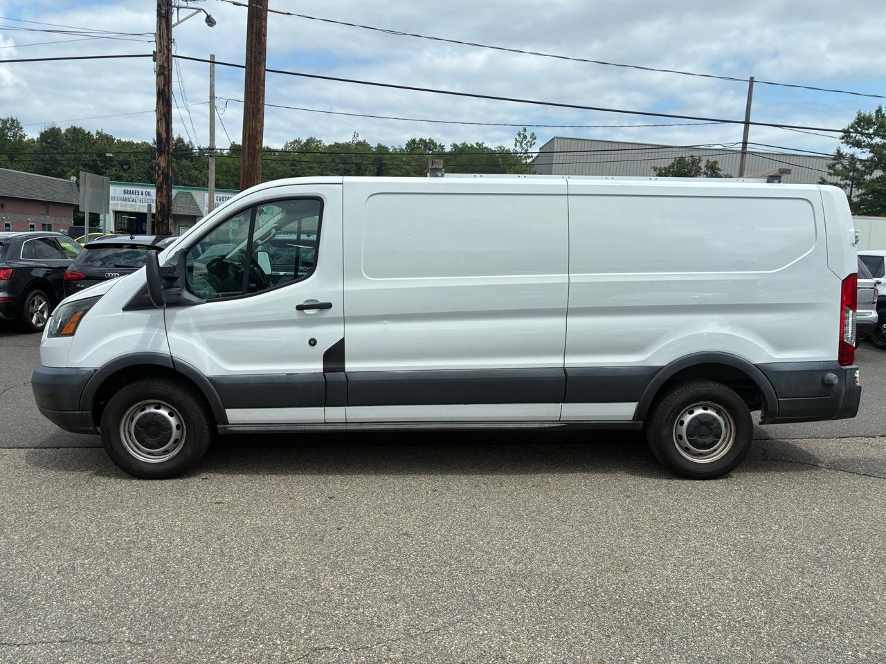 Ford Transit 150 Van Low Roof w/Sliding Pass. 148-in. WB 2016