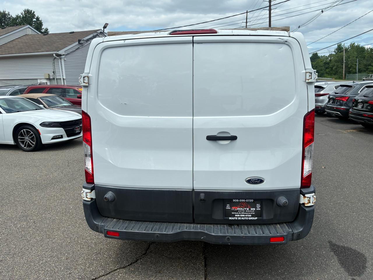 Ford Transit 150 Van Low Roof w/Sliding Pass. 148-in. WB 2016