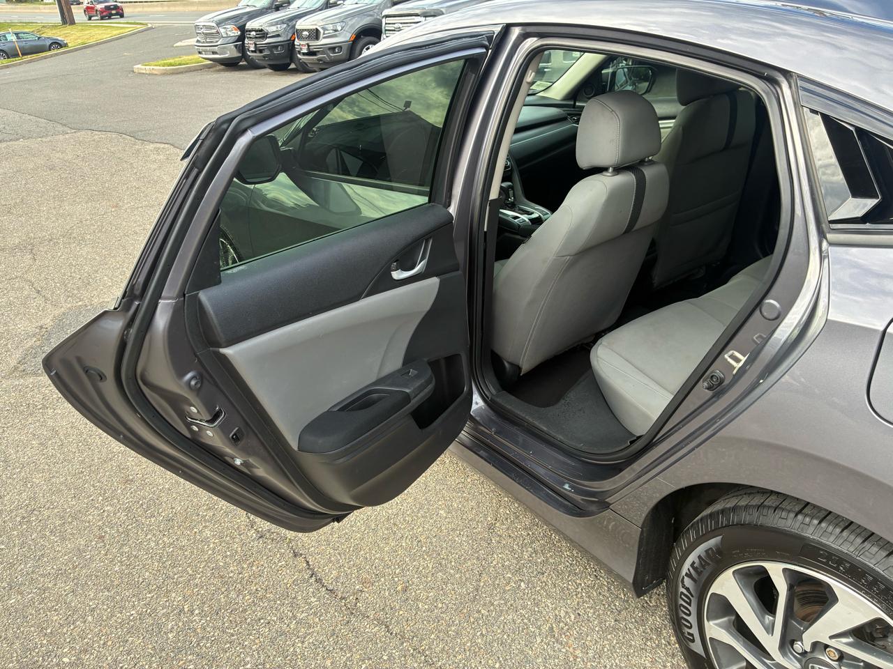 Honda Civic EX Sedan CVT 2018