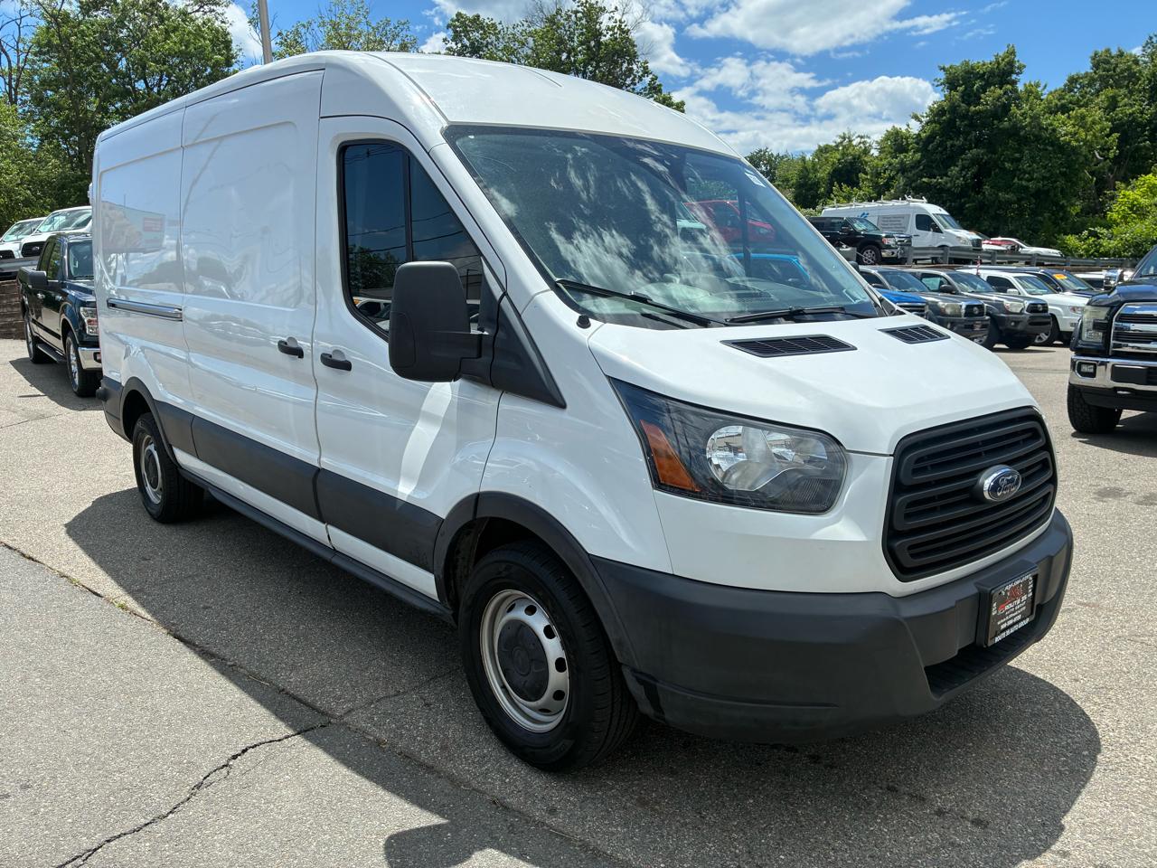 Ford Transit 250 Van Med. Roof w/Sliding Pass. 148-in. WB 2019