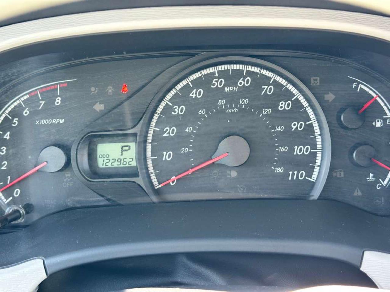 Toyota Sienna LE FWD 8-Passenger V6 2014