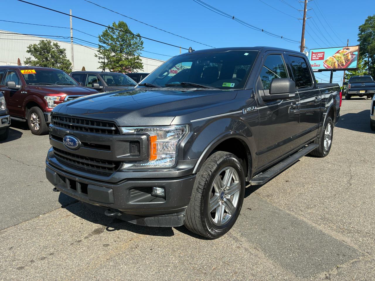 Ford F-150 XLT SuperCrew 5.5-ft. Bed 4WD 2018