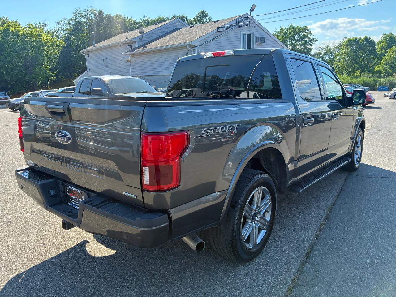 Ford F-150 XLT SuperCrew 5.5-ft. Bed 4WD 2018