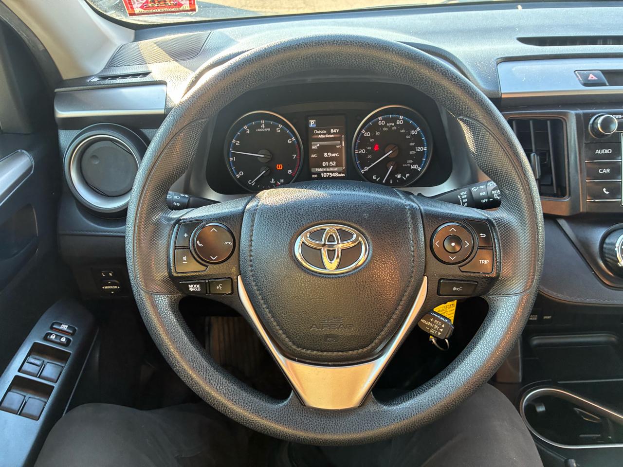 Toyota RAV4 LE AWD 2017