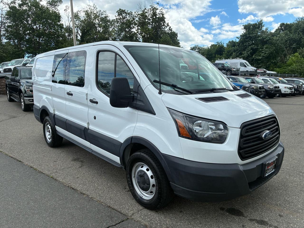 Ford Transit 250 Van Low Roof 60/40 Pass.130-in. WB 2019