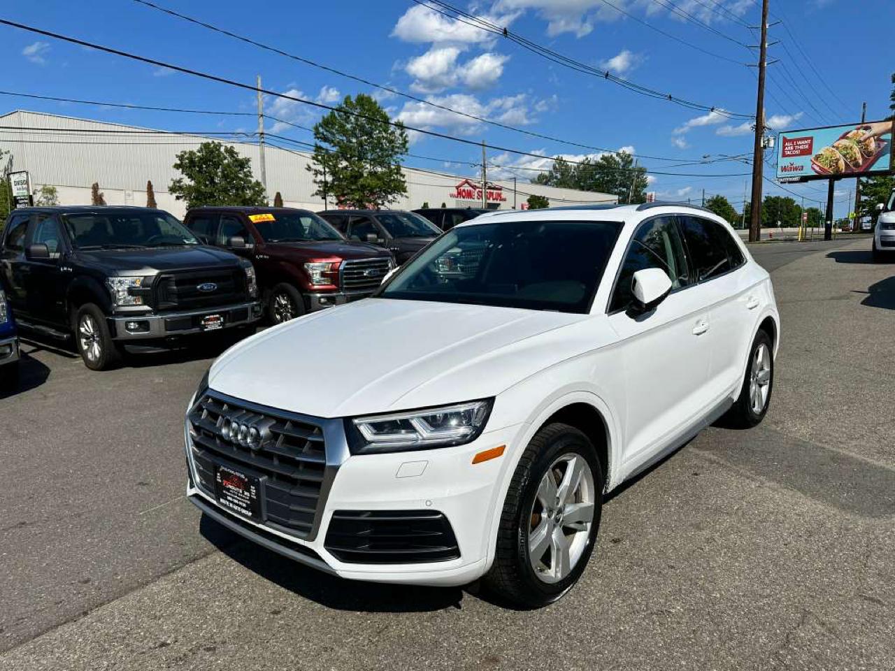 2018 Audi Q5 2.0T quattro S tronic Premium Plus's photo