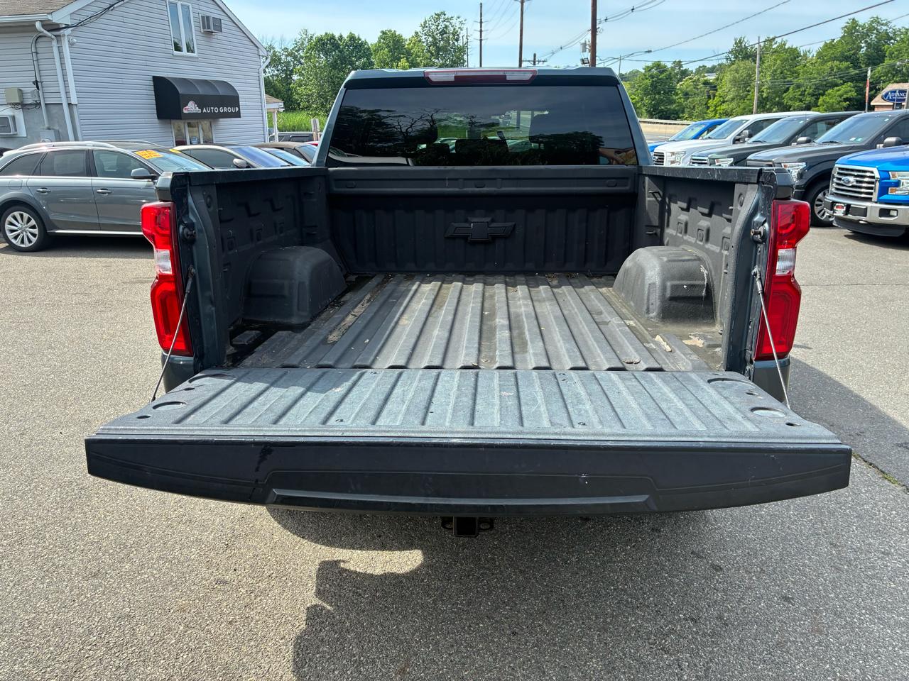 Chevrolet Silverado 1500 Custom Crew Cab Long Box 4WD 2020
