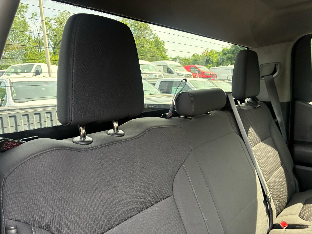 Chevrolet Silverado 1500 Custom Crew Cab Long Box 4WD 2020