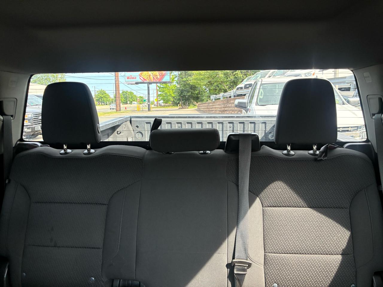 Chevrolet Silverado 1500 Custom Crew Cab Long Box 4WD 2020