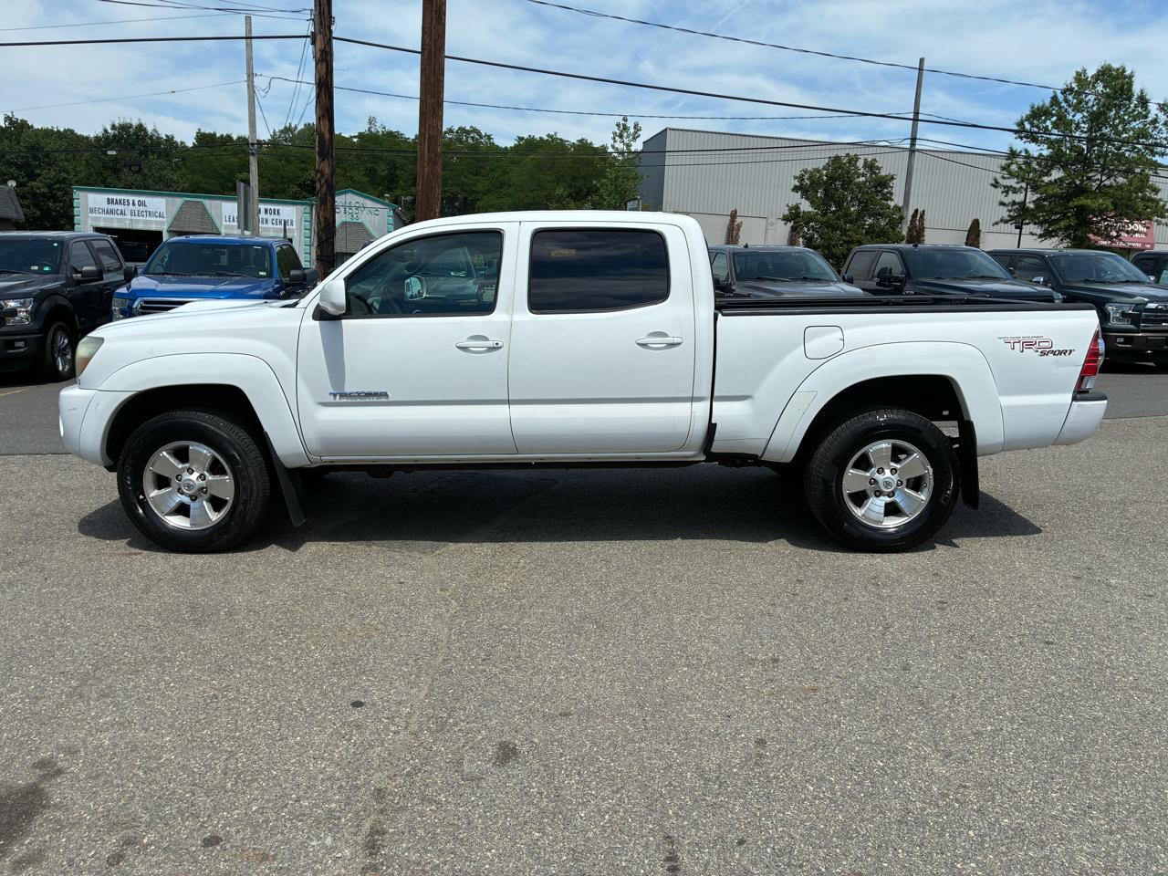 Toyota Tacoma Double Cab Long Bed V6 Auto 4WD 2009