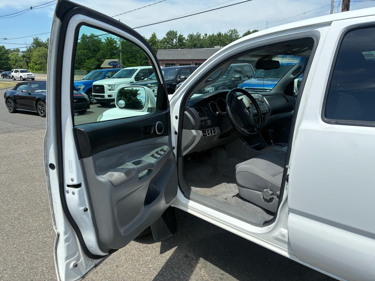 Toyota Tacoma Double Cab Long Bed V6 Auto 4WD 2009
