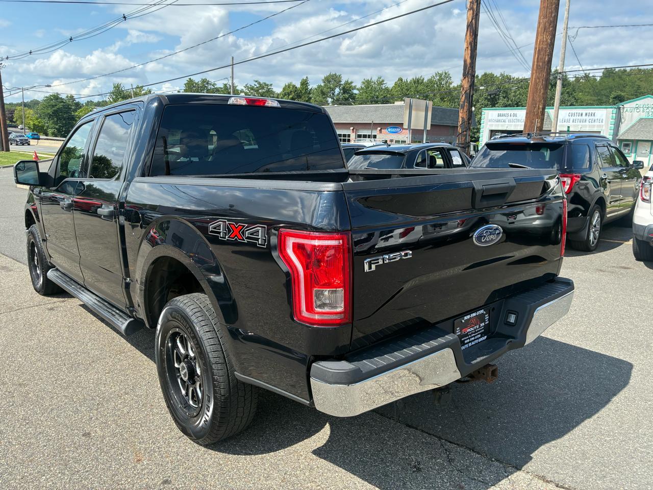 Ford F-150 XLT SuperCrew 5.5-ft. Bed 4WD 2016