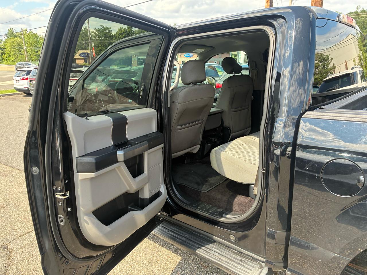 Ford F-150 XLT SuperCrew 5.5-ft. Bed 4WD 2016