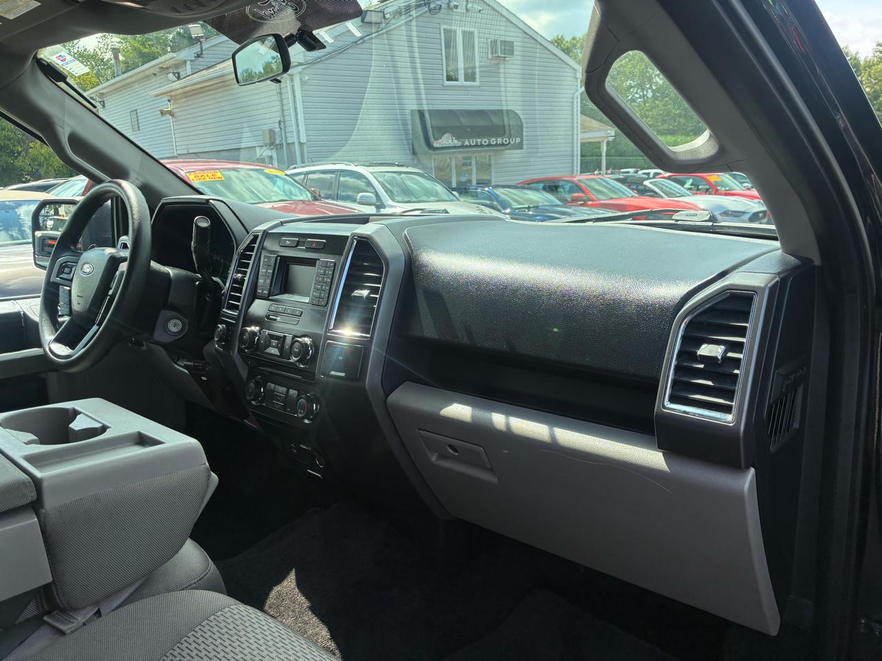 Ford F-150 XLT SuperCrew 5.5-ft. Bed 4WD 2016
