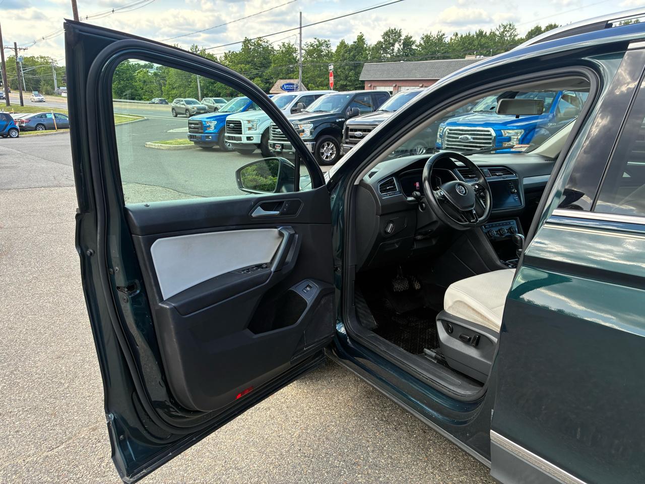 Volkswagen Tiguan SEL 4Motion AWD 2019