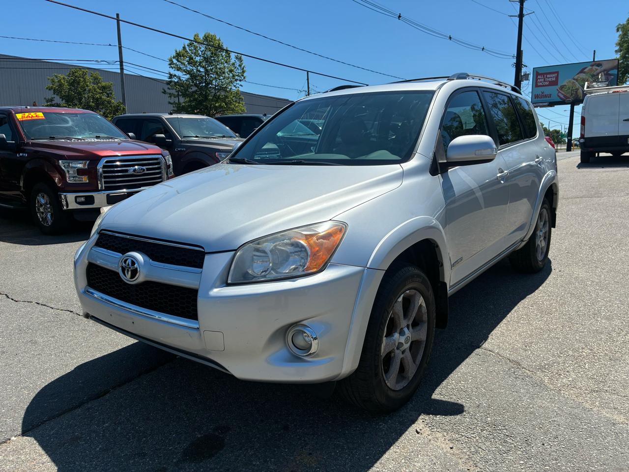 Toyota RAV4 Limited I4 4WD 2010