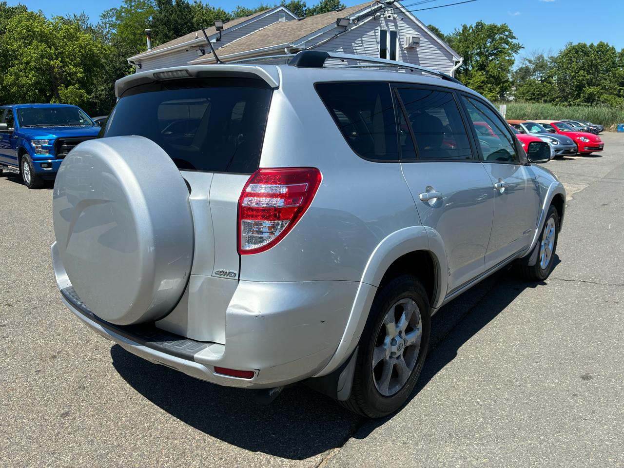 Toyota RAV4 Limited I4 4WD 2010