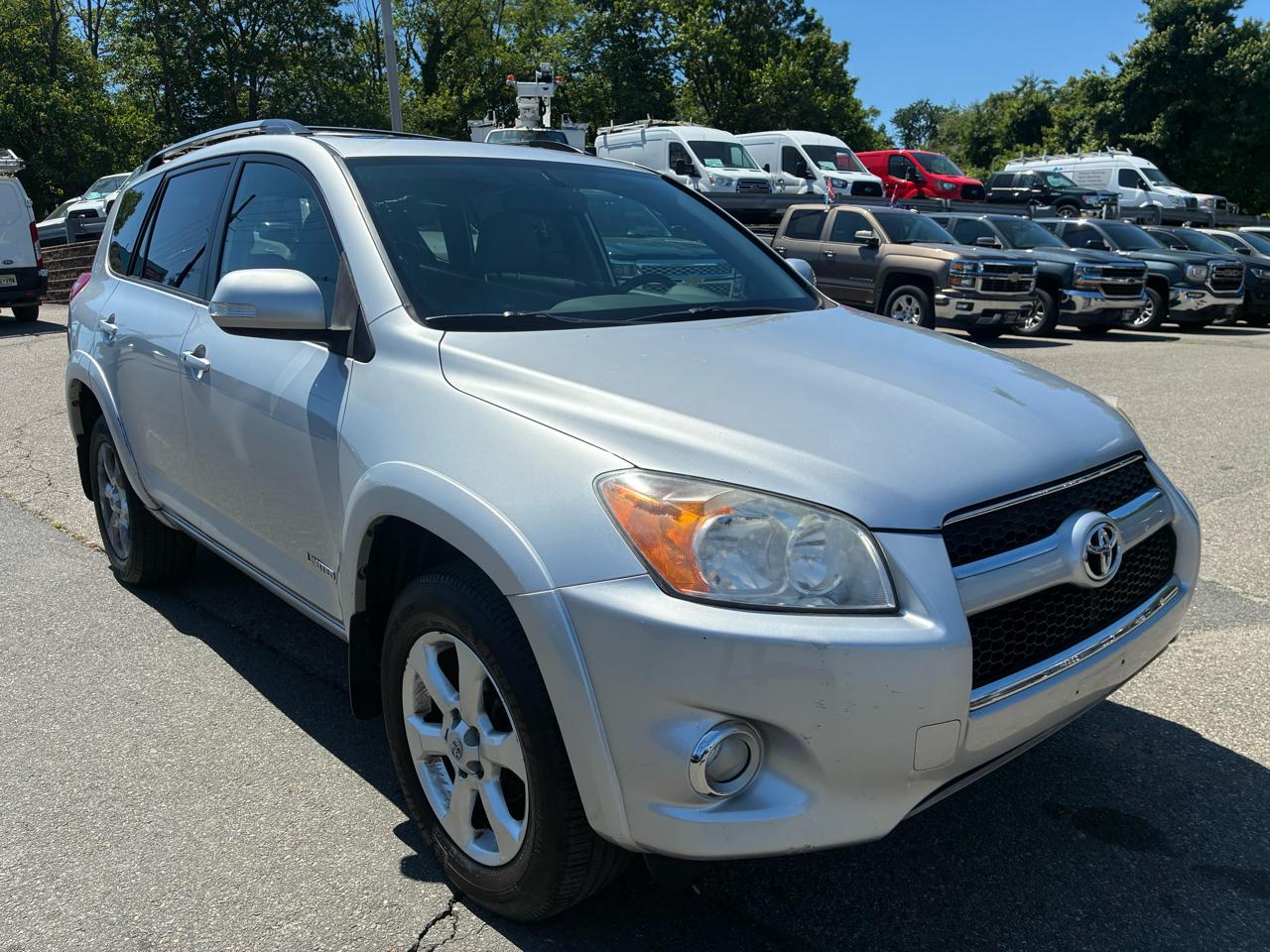 Toyota RAV4 Limited I4 4WD 2010