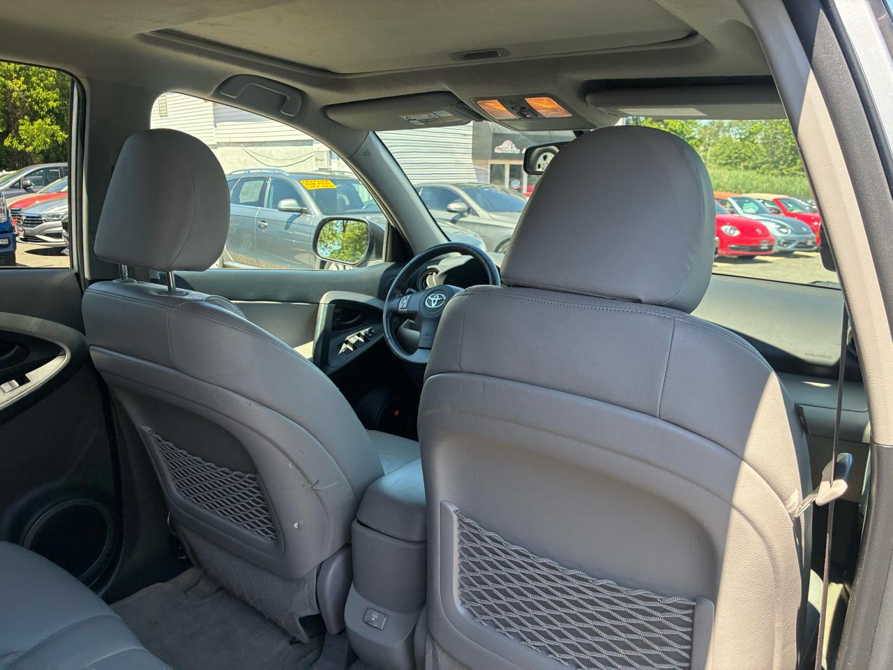 Toyota RAV4 Limited I4 4WD 2010