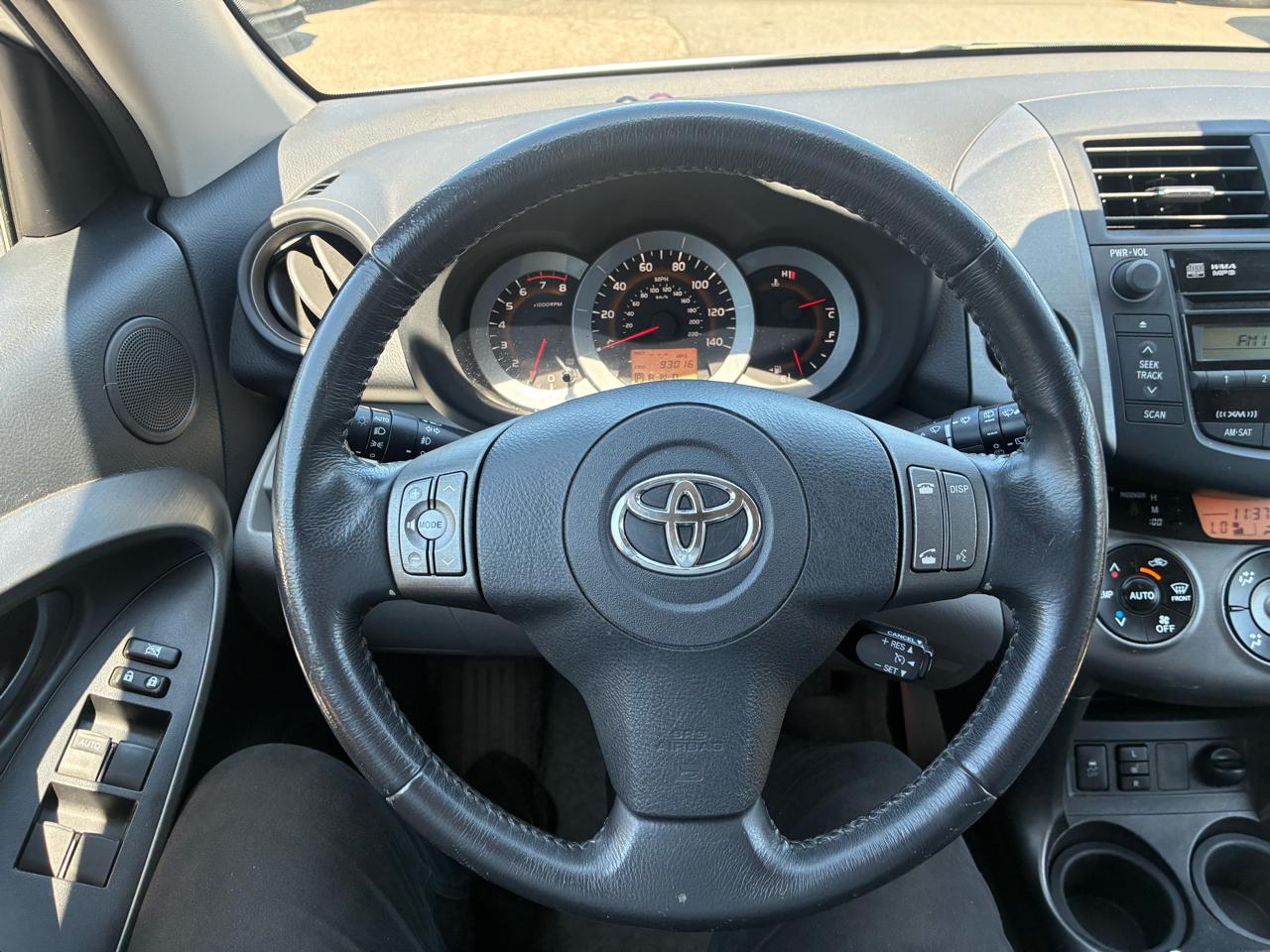 Toyota RAV4 Limited I4 4WD 2010