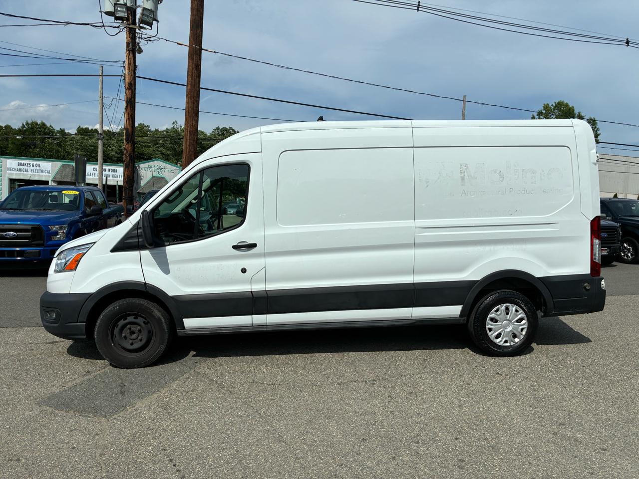 Ford Transit 250 Van Med. Roof w/Sliding Pass. 130-in. WB 2020