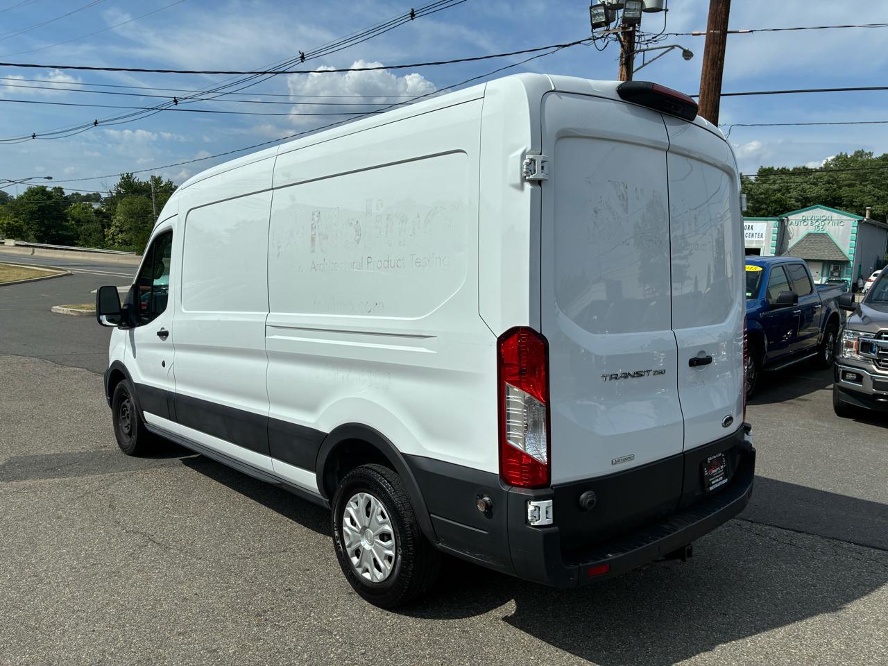 Ford Transit 250 Van Med. Roof w/Sliding Pass. 130-in. WB 2020