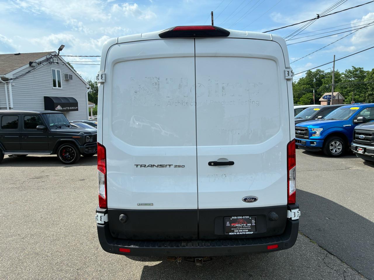 Ford Transit 250 Van Med. Roof w/Sliding Pass. 130-in. WB 2020